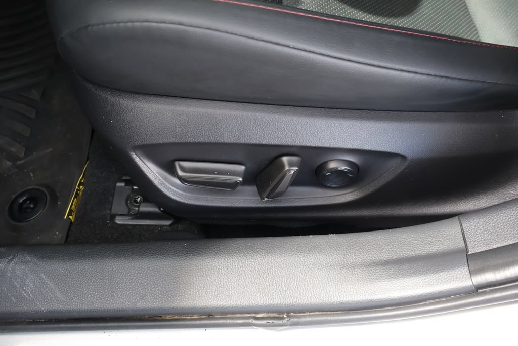 Certified 2024 Toyota Prius Prime FWD image 20