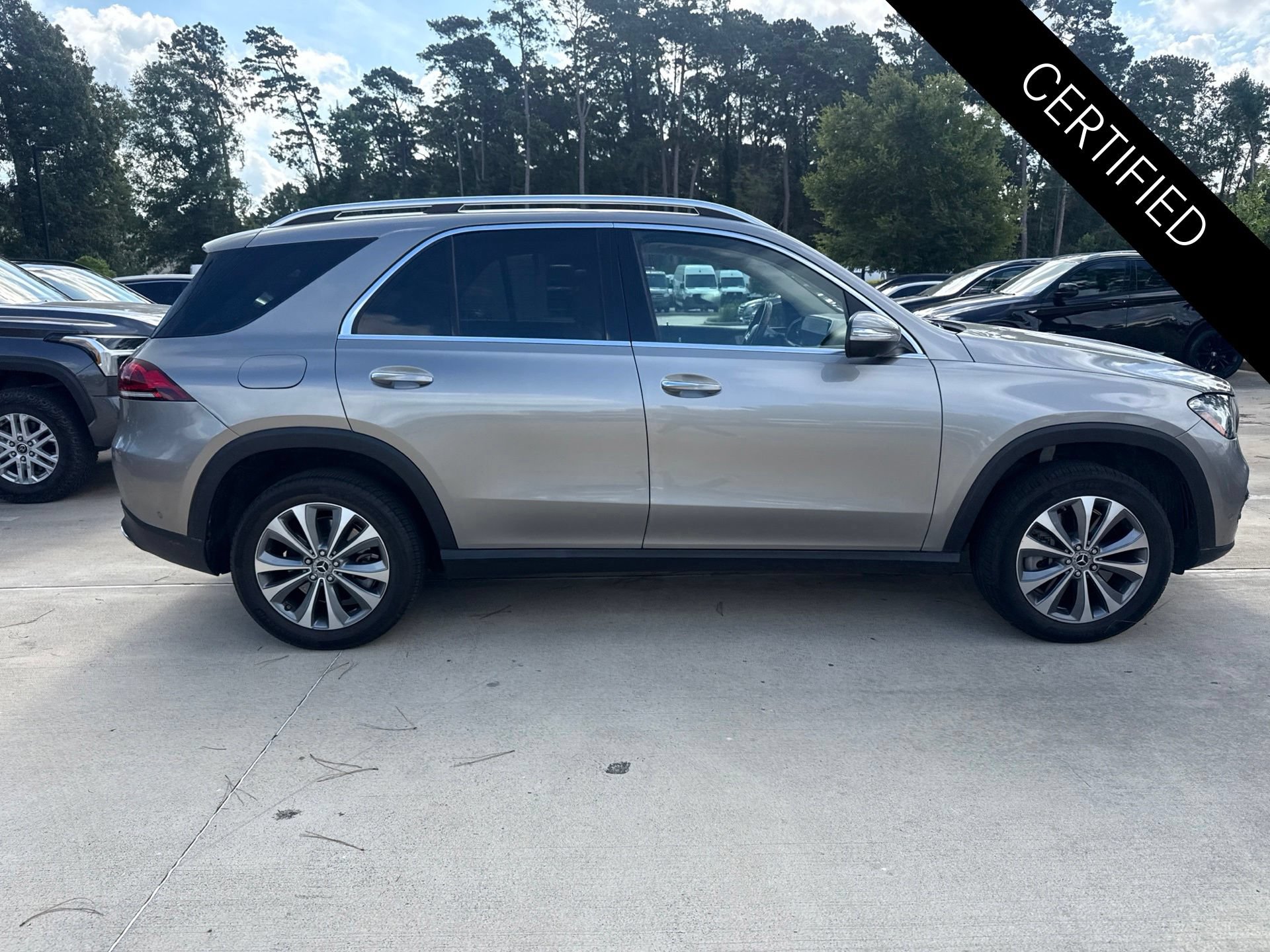 Used 2020 Mercedes-Benz GLE 450 4MATIC image 3