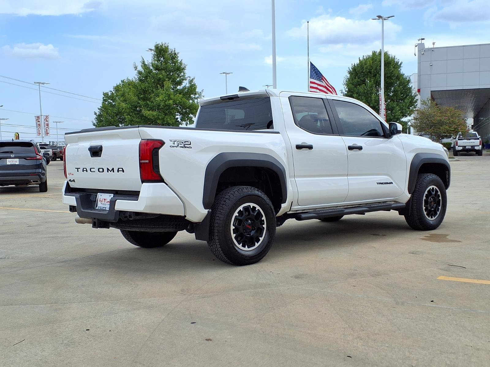 Used 2024 Toyota Tacoma TRD Off-Road AWD/4WD image 5