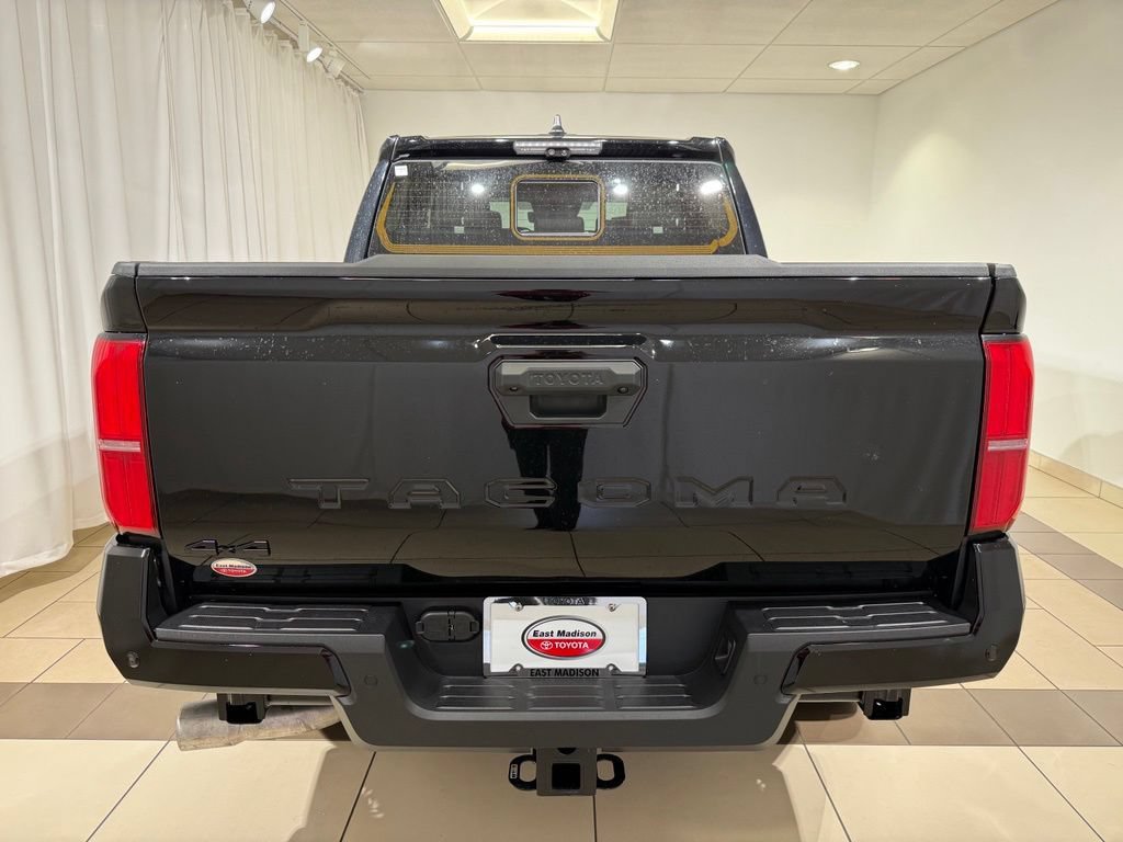 New 2026 Toyota Tacoma TRD Off-Road AWD/4WD image 4
