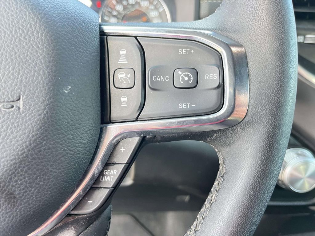 Used 2025 RAM 1500 Laramie image 18