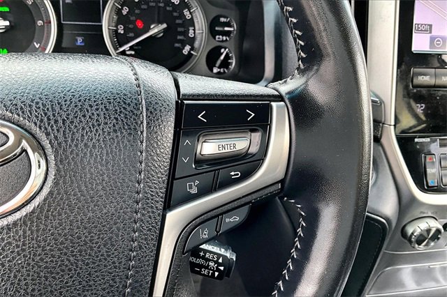 Used 2021 Toyota Land Cruiser image 11