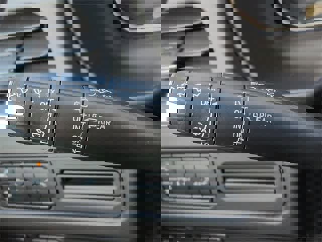 Used 2021 GMC Yukon SLT w/ SLT Luxury Package image 28