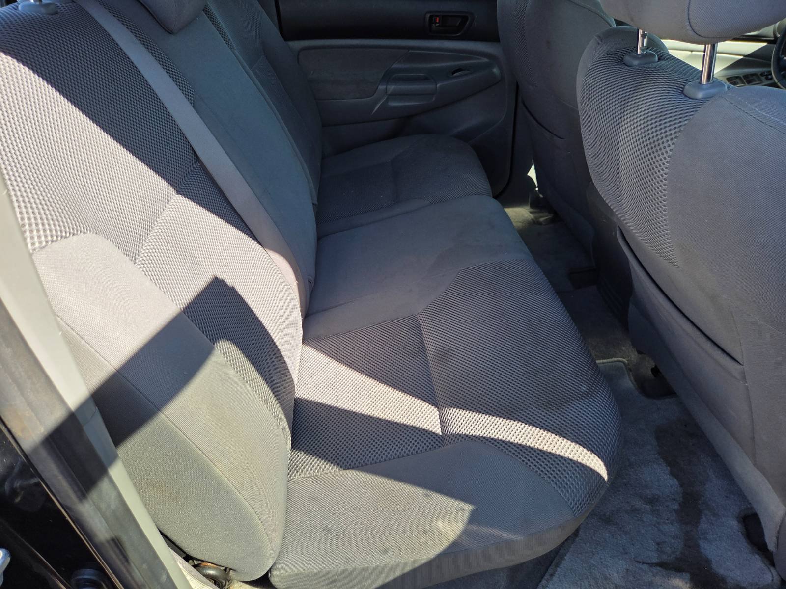 Used 2005 Toyota Tacoma PreRunner RWD image 12