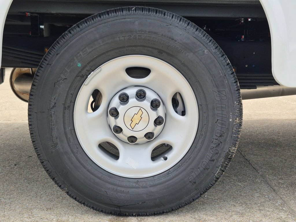 New 2026 Chevrolet Express 3500 w/ Power Convenience Package RWD image 19
