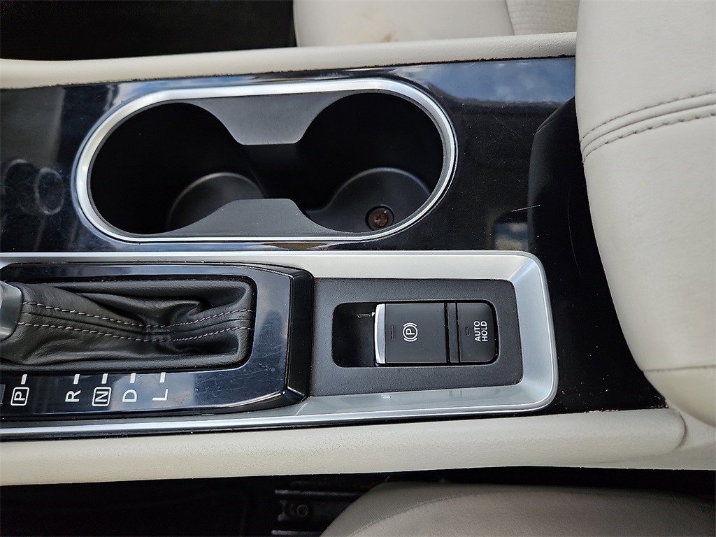 Used 2022 Nissan Altima 2.5 SV w/ SV Premium Package image 24