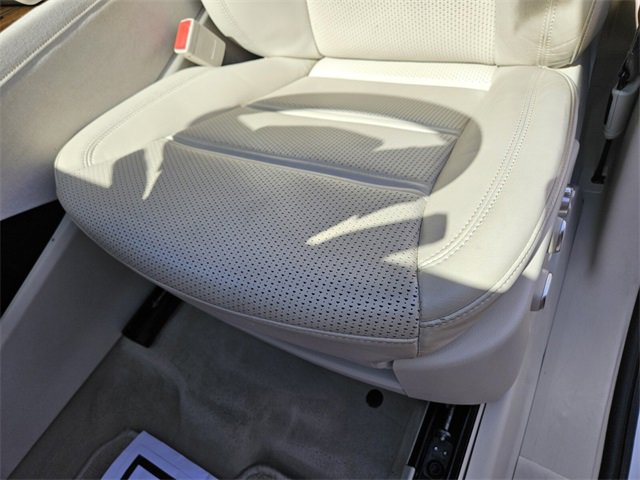 Used 2021 Cadillac Escalade Premium Luxury Platinum image 12