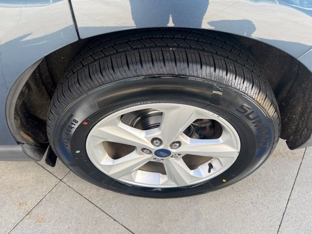 Used 2019 Ford Edge SE FWD image 13