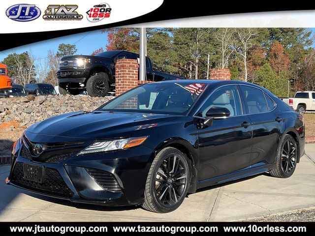 Used 2019 Toyota Camry XSE FWD video 3