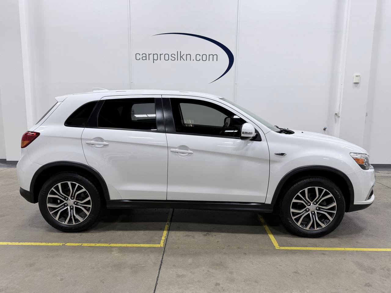 Used 2017 Mitsubishi Outlander Sport ES AWD/4WD image 8