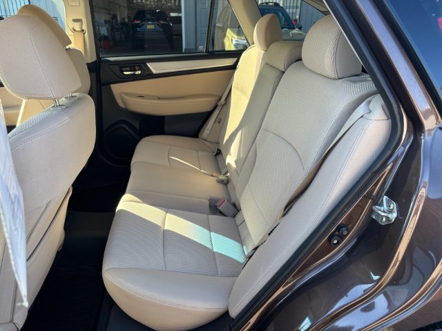 Used 2019 Subaru Outback 2.5i Premium AWD/4WD image 22