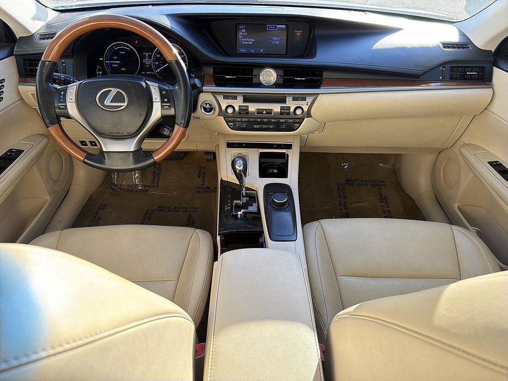 Used 2013 Lexus ES 300h w/ Premium Pkg FWD image 19