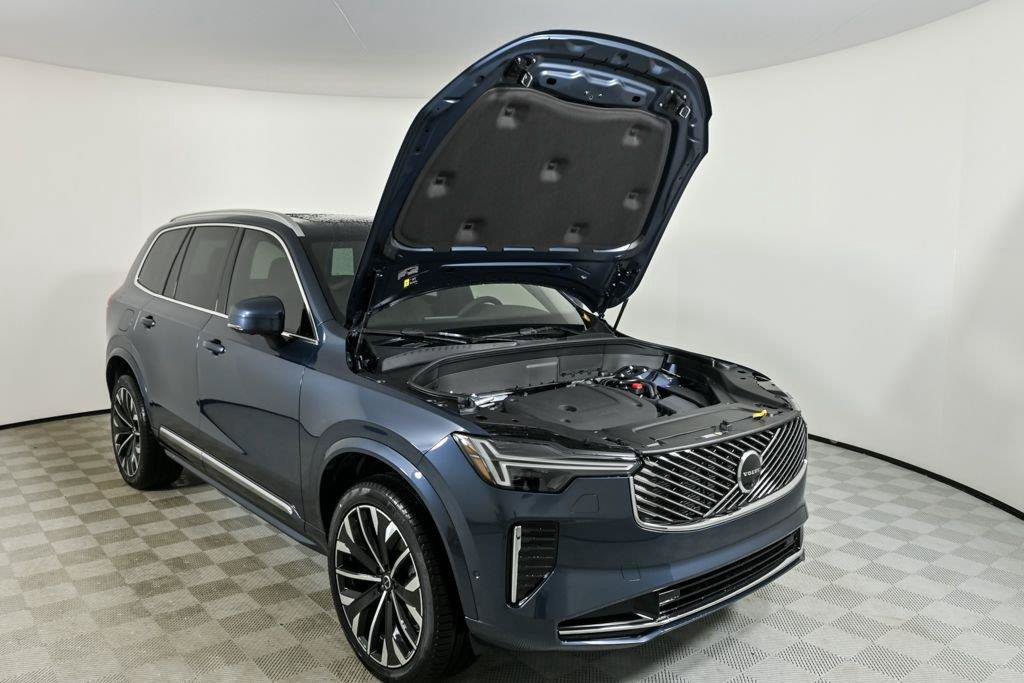 Used 2026 Volvo XC90 B6 Plus w/ Protection Package Premier AWD/4WD image 36