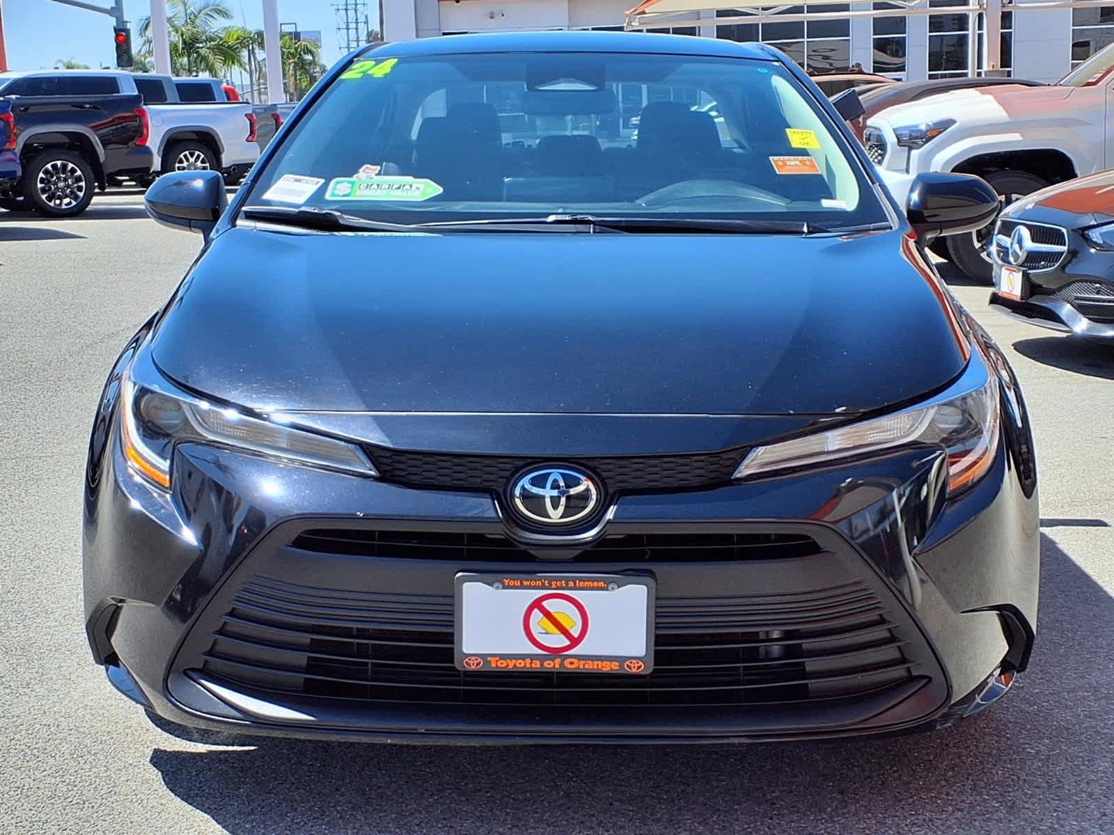 Used 2024 Toyota Corolla LE FWD image 2