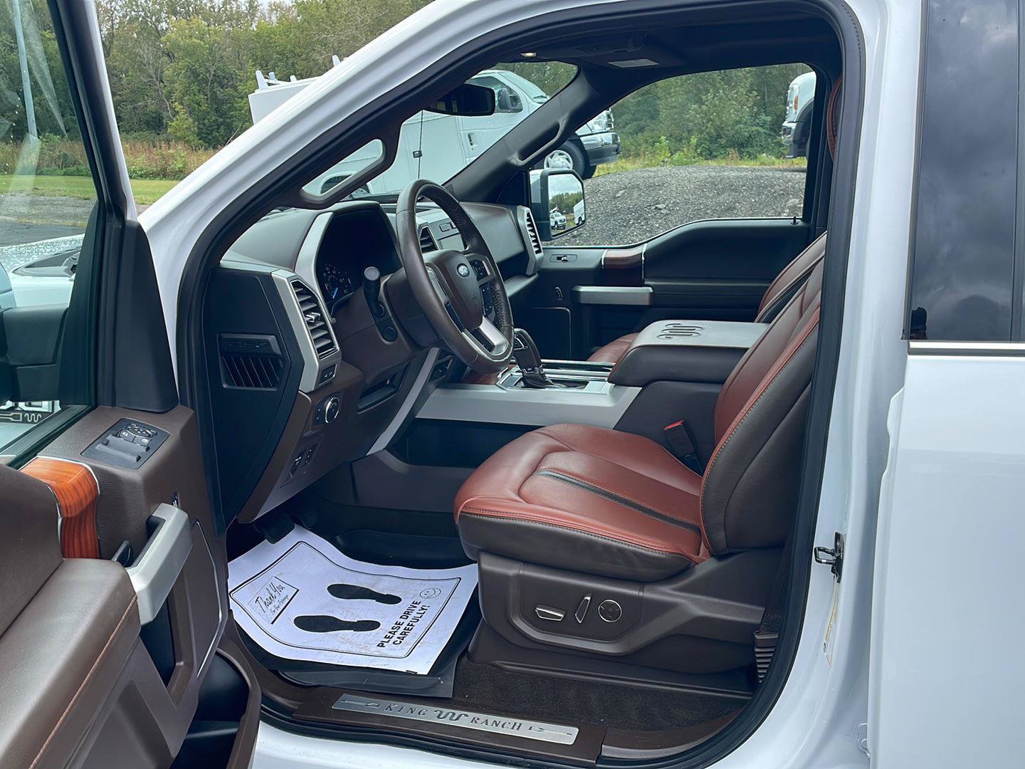 Used 2019 Ford F150 King Ranch w/ Equipment Group 601A Luxury AWD/4WD image 10