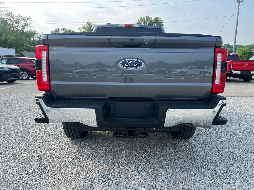 New 2025 Ford F250 Lariat image 7