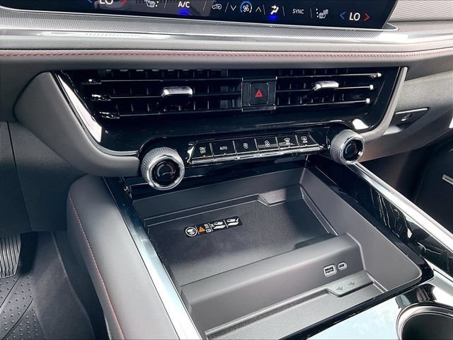 New 2026 Chevrolet Suburban RST w/ Comfort Package AWD/4WD image 16