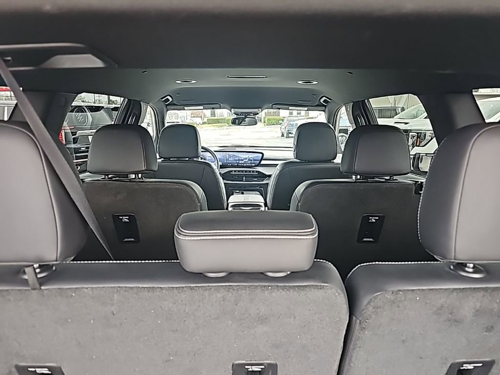 Certified 2025 Buick Enclave Sport Touring image 7