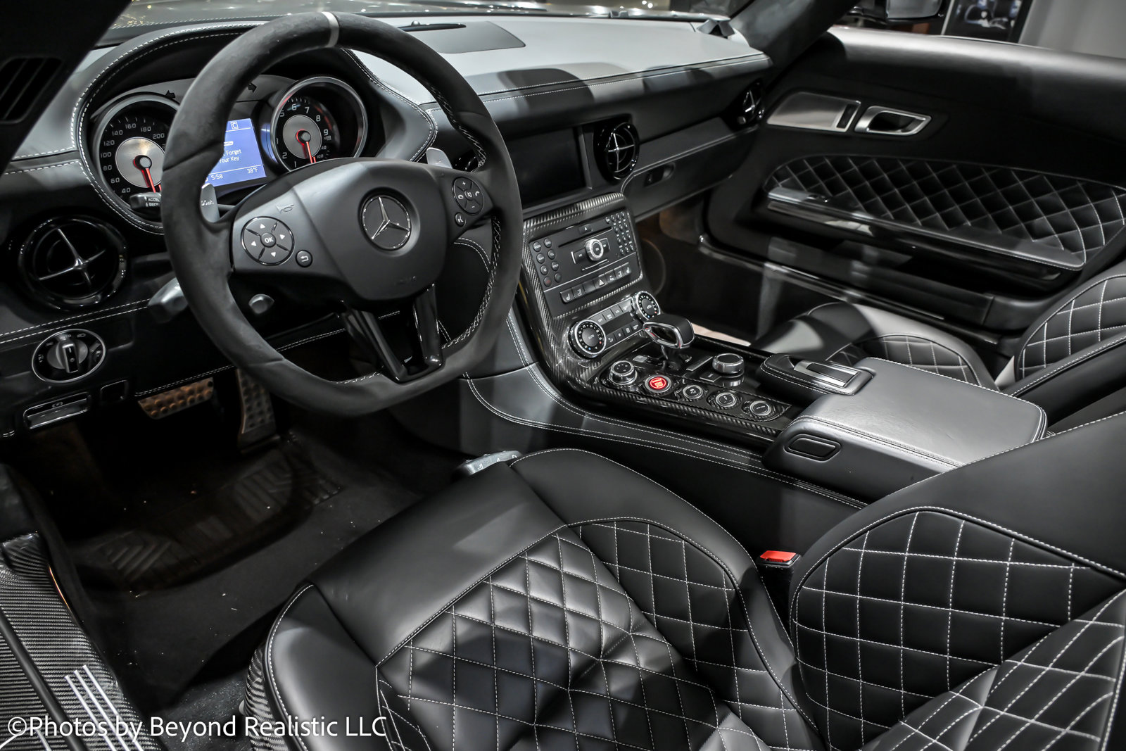 Used 2015 Mercedes-Benz SLS AMG GT Final Edition image 20