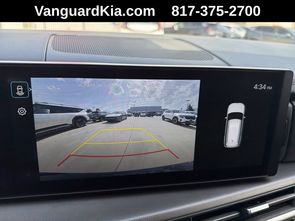 Used 2026 Hyundai Santa Fe SE FWD image 25