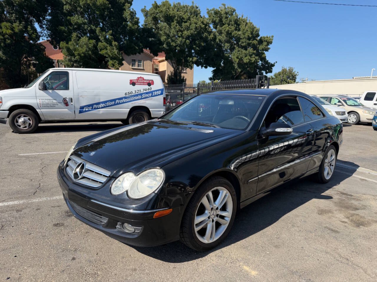 Used 2007 Mercedes-Benz CLK 350 Coupe image 1