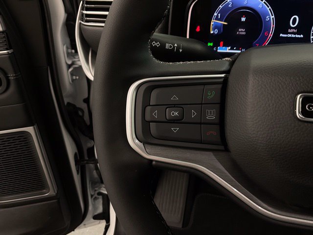 New 2026 Jeep Grand Wagoneer L Limited AWD/4WD image 12