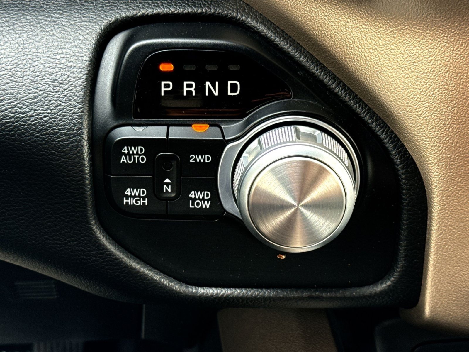 Used 2019 RAM 1500 Laramie w/ Sport Appearance Package AWD/4WD image 21