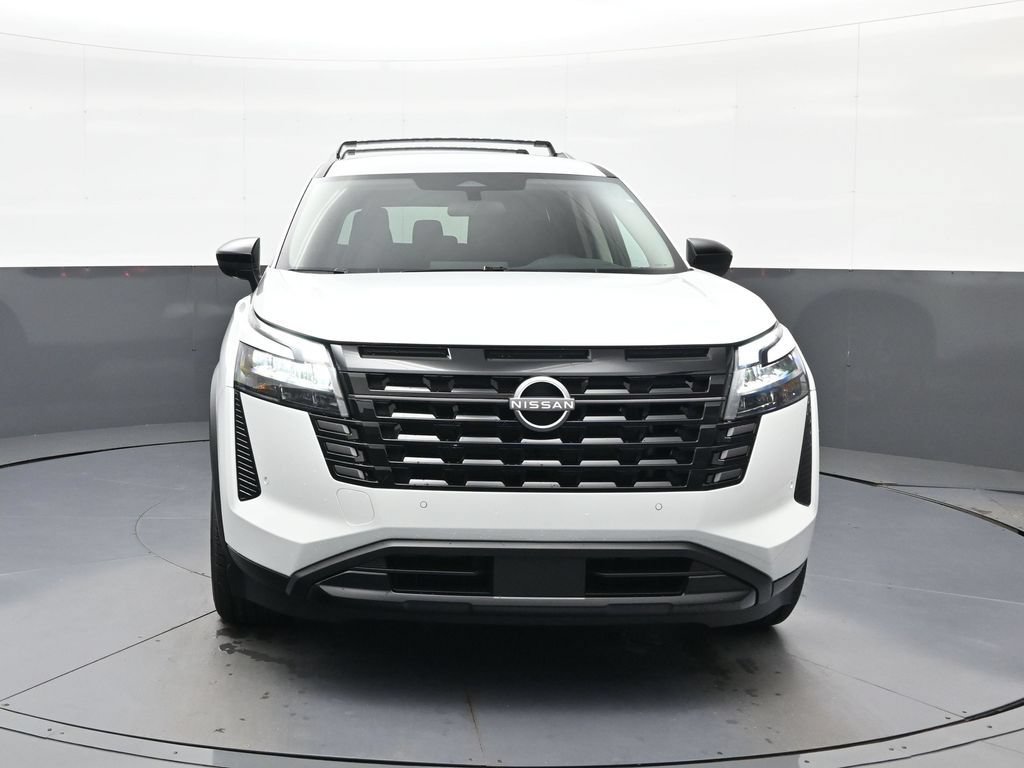 New 2026 Nissan Pathfinder SV w/ Cargo Package FWD image 3