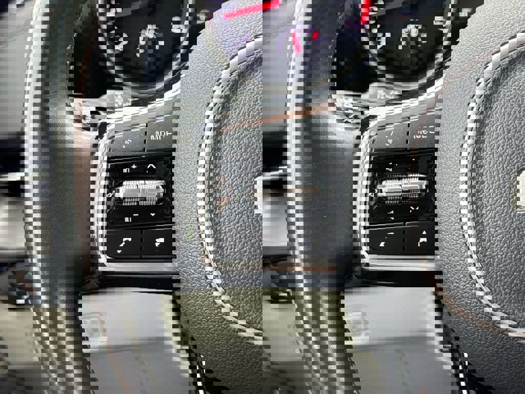 Used 2022 Kia Carnival SX image 34