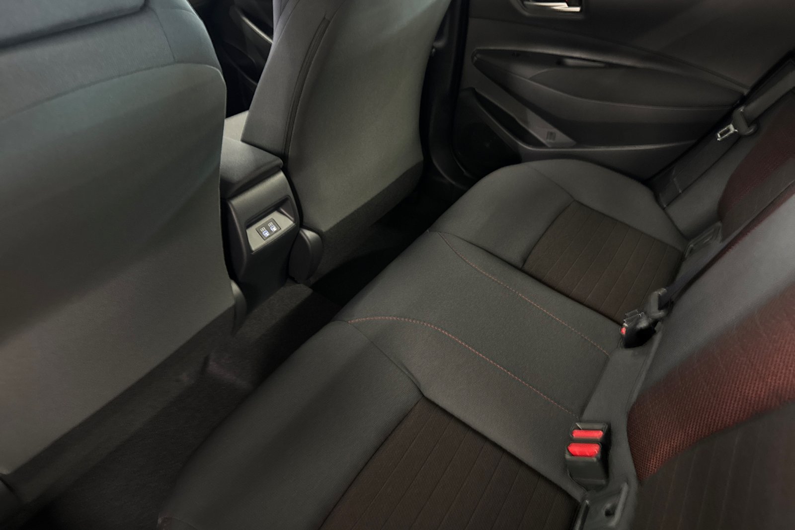 New 2026 Toyota Corolla SE FWD image 14