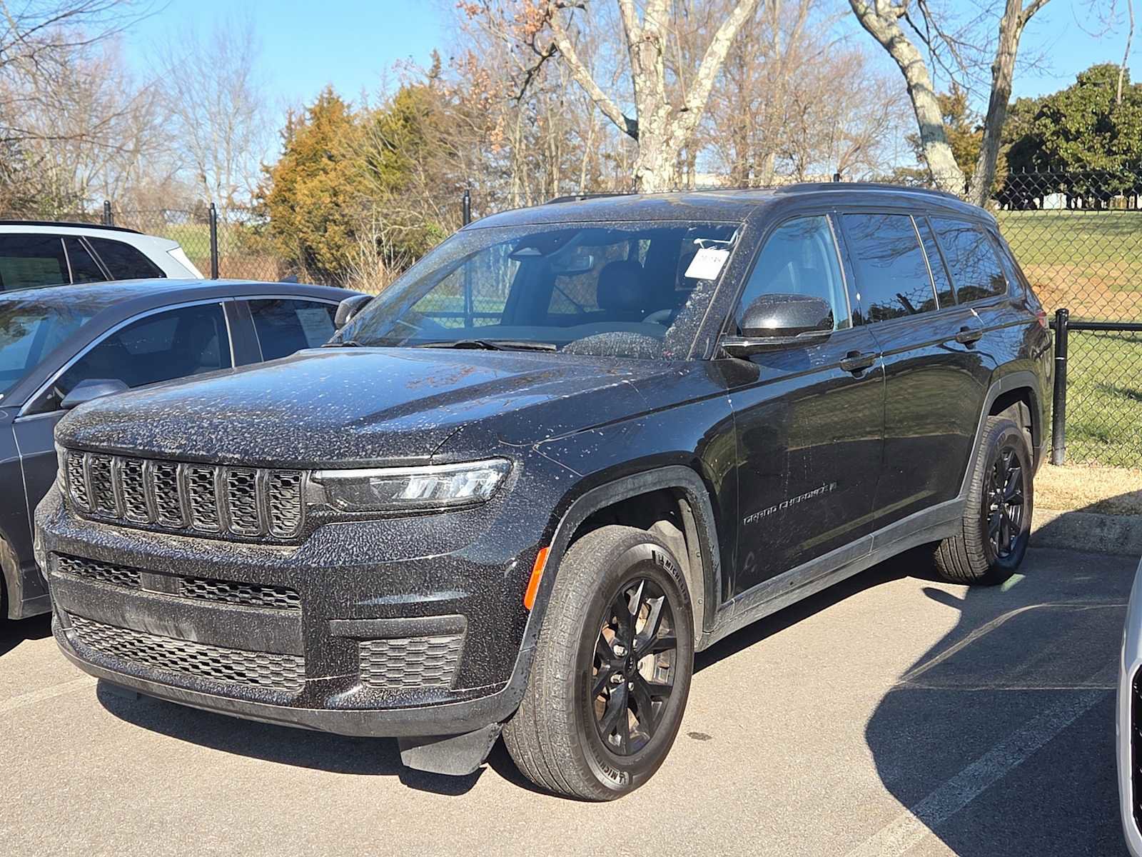 Used 2024 Jeep Grand Cherokee L Laredo image 8