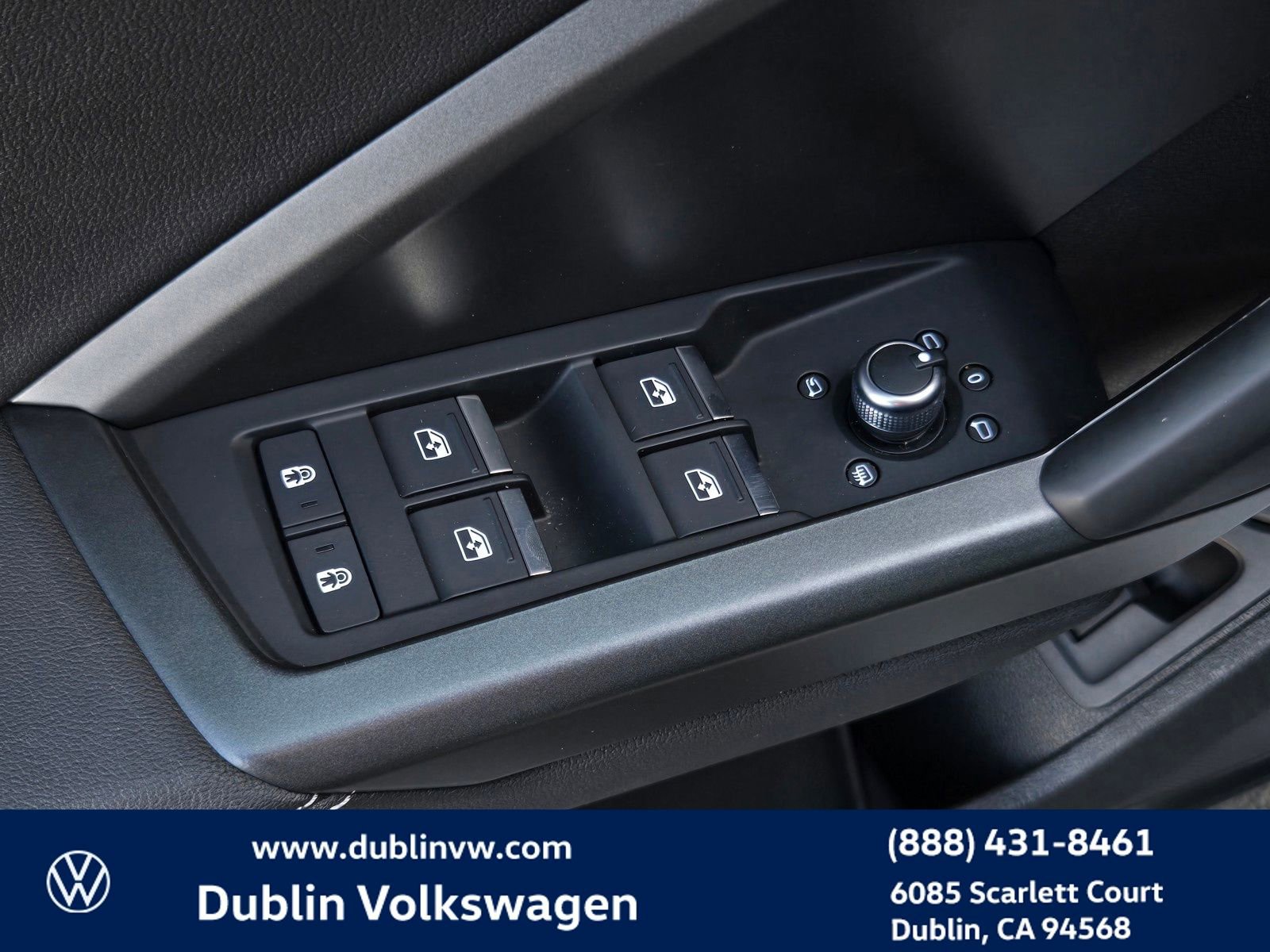 Used 2023 Audi Q3 2.0T Premium Plus w/ Premium Plus Package image 10