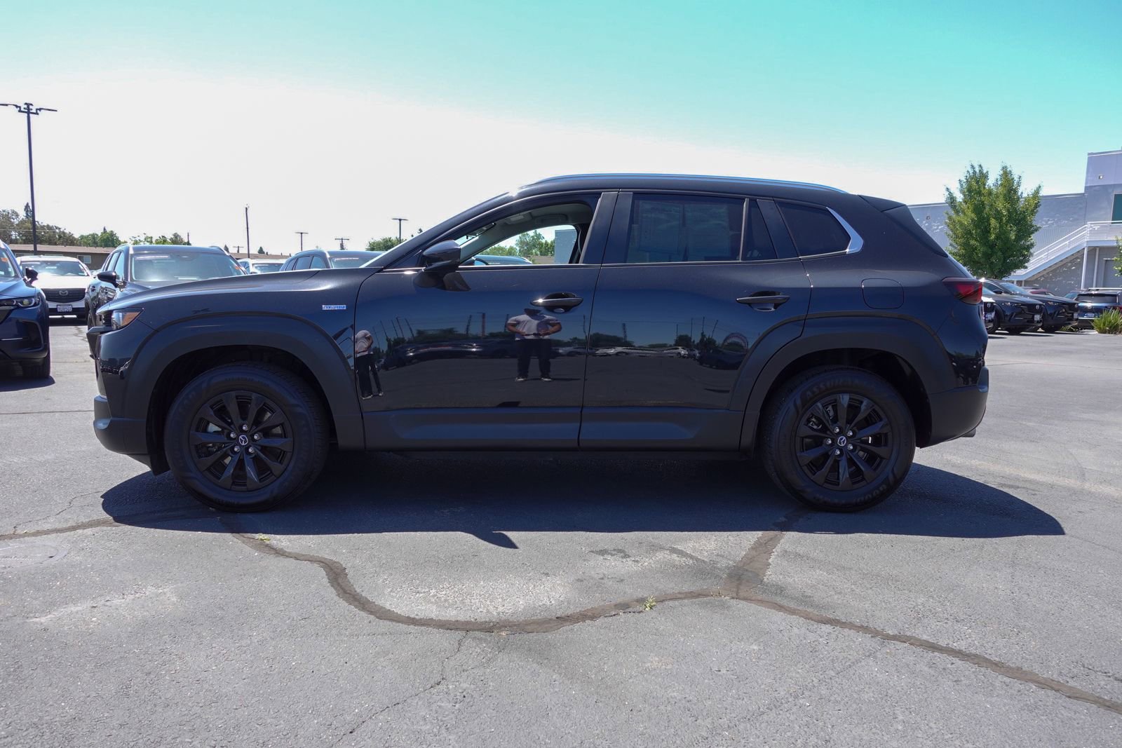 Certified 2025 MAZDA CX-50 2.5 Hybrid w/ Preferred Pkg AWD/4WD image 8