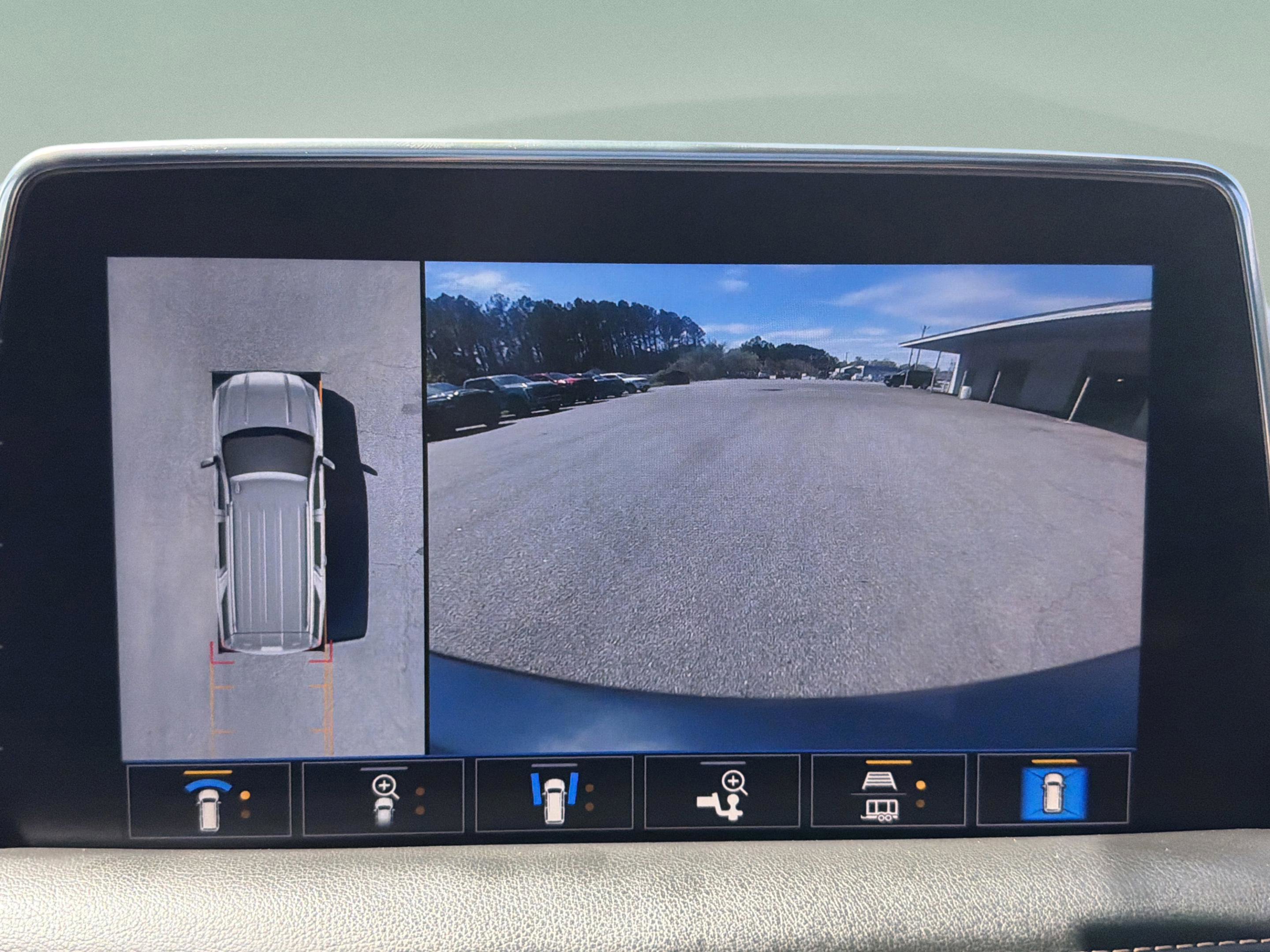 Used 2021 GMC Yukon XL AT4 w/ AT4 Premium Plus Package image 18