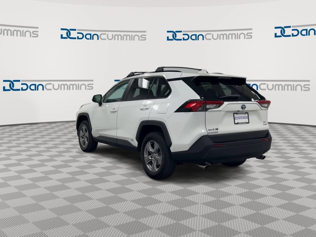 Used 2022 Toyota RAV4 XLE w/ Convenience Package AWD/4WD image 6