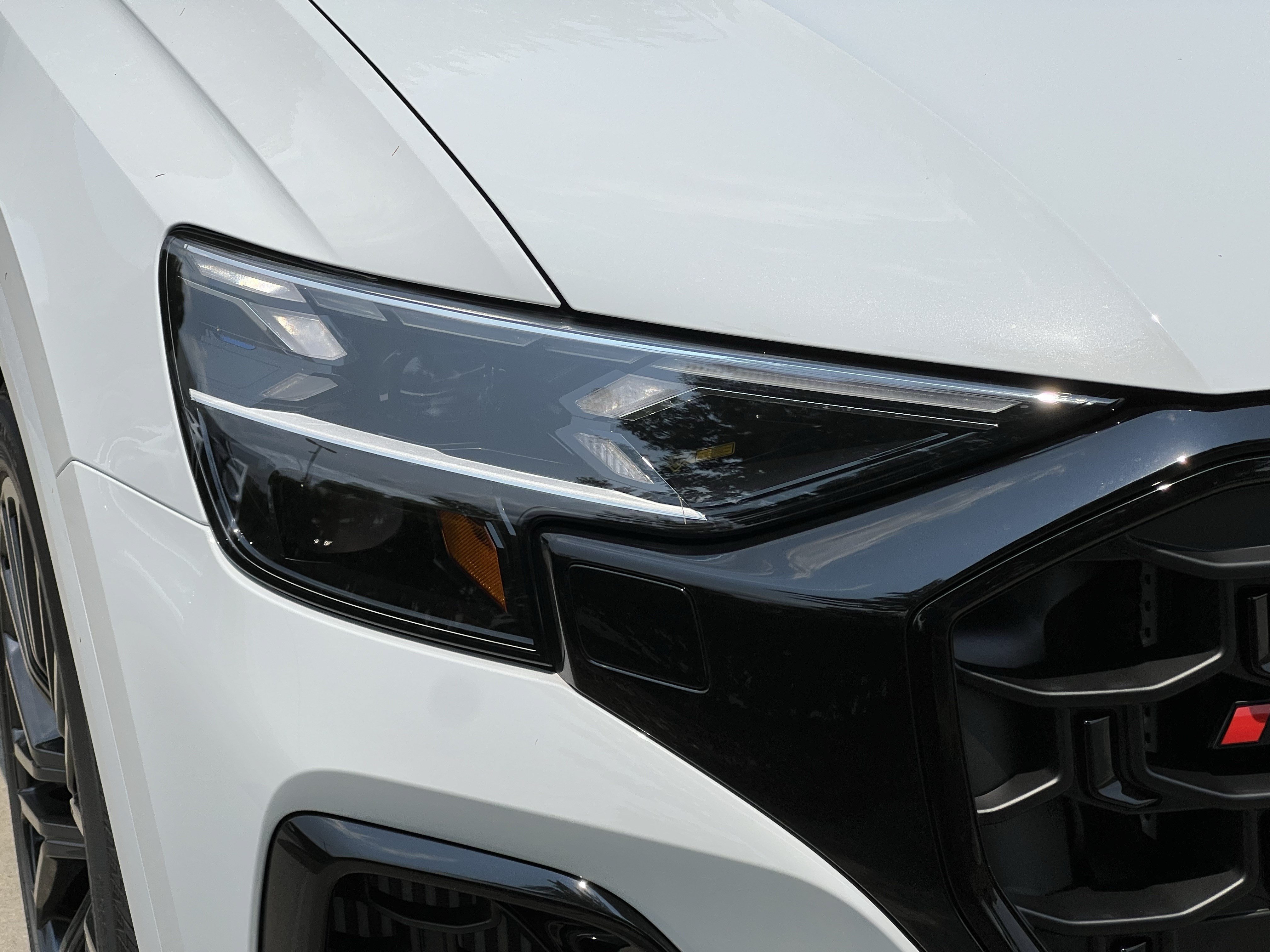New 2026 Audi SQ8 Prestige AWD/4WD image 11