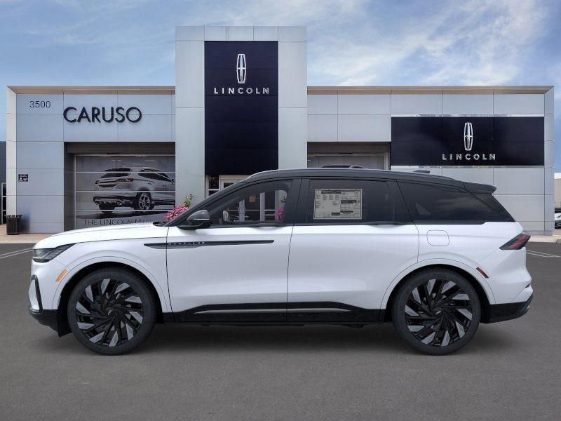 New 2026 Lincoln Nautilus Reserve w/ Jet Appearance Package image 3