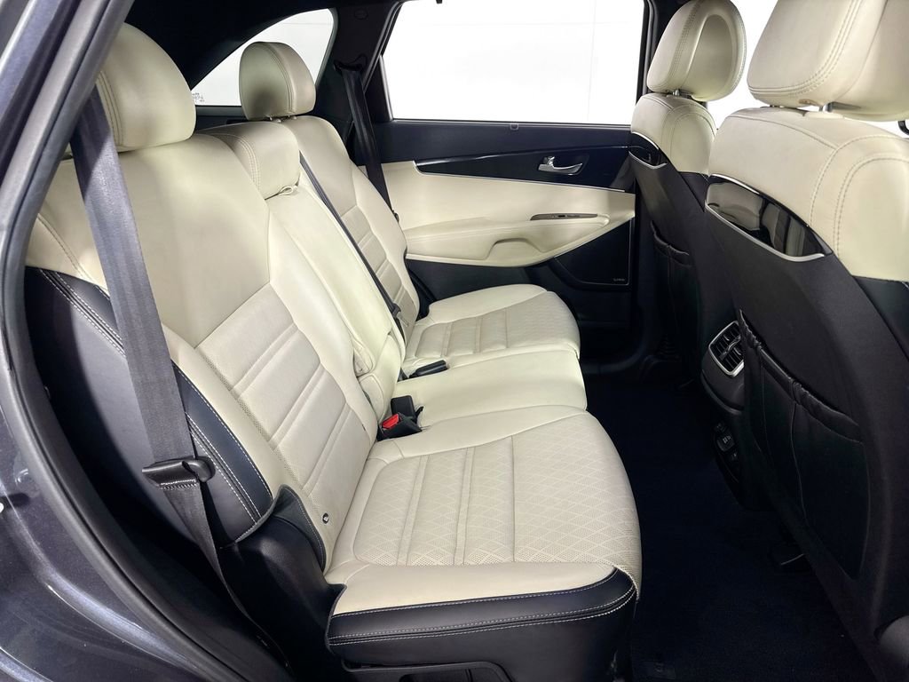 Used 2016 Kia Sorento SX w/ SXL Technology Package image 36