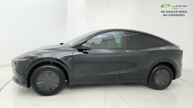 Used 2026 Tesla Model Y 2WD image 3