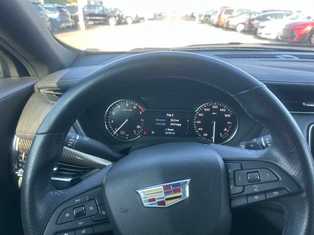 Used 2019 Cadillac XT4 Sport w/ Driver Awareness Package FWD image 14