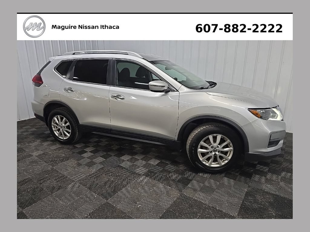 Used 2018 Nissan Rogue SV AWD/4WD image 1