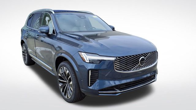 New 2026 Volvo XC90 B6 Plus w/ Protection Package image 1