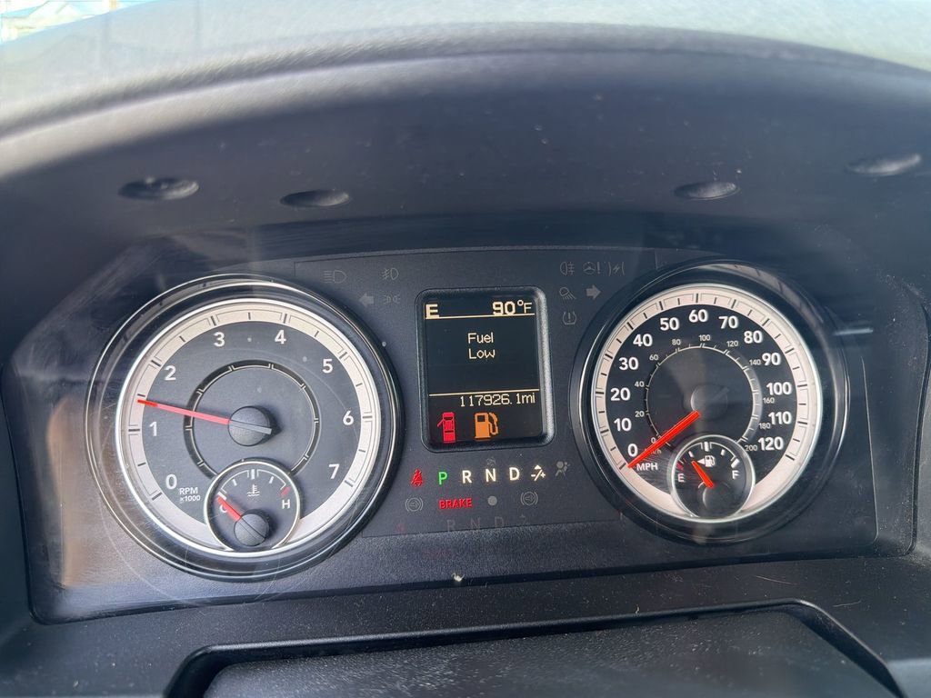 Used 2020 RAM 1500 Classic SLT RWD image 21