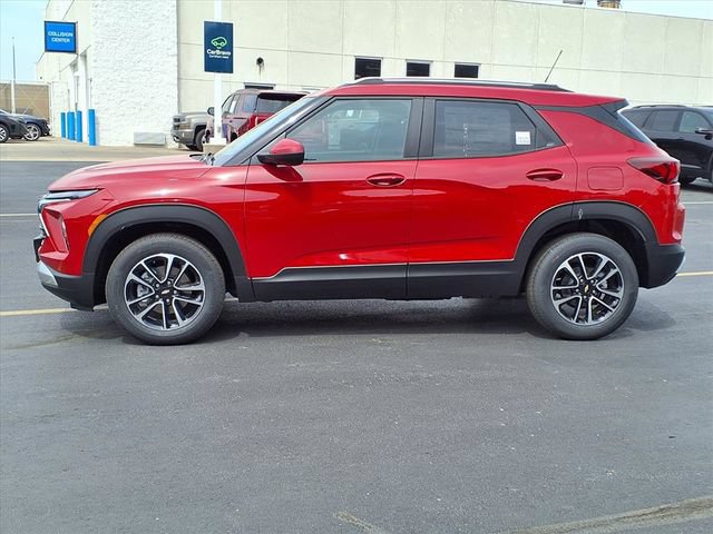 New 2026 Chevrolet TrailBlazer LT w/ Convenience Package AWD/4WD image 2
