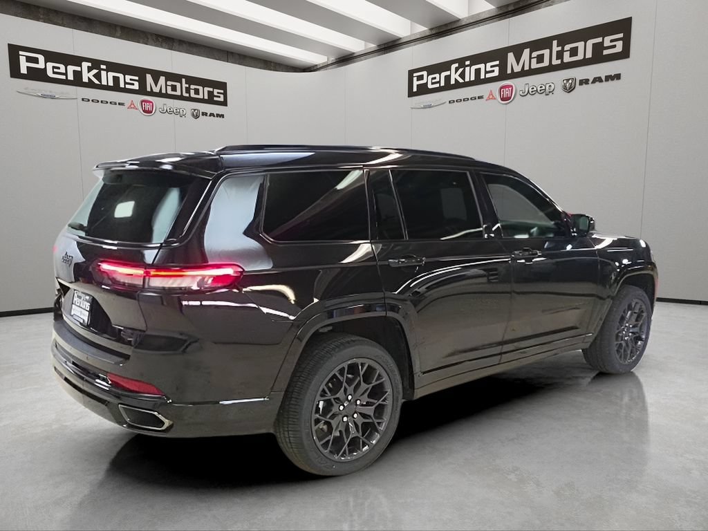Used 2024 Jeep Grand Cherokee L Summit w/ High Altitude Package AWD/4WD image 5