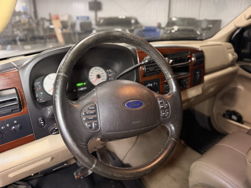 Used 2007 Ford F350 Lariat AWD/4WD image 34