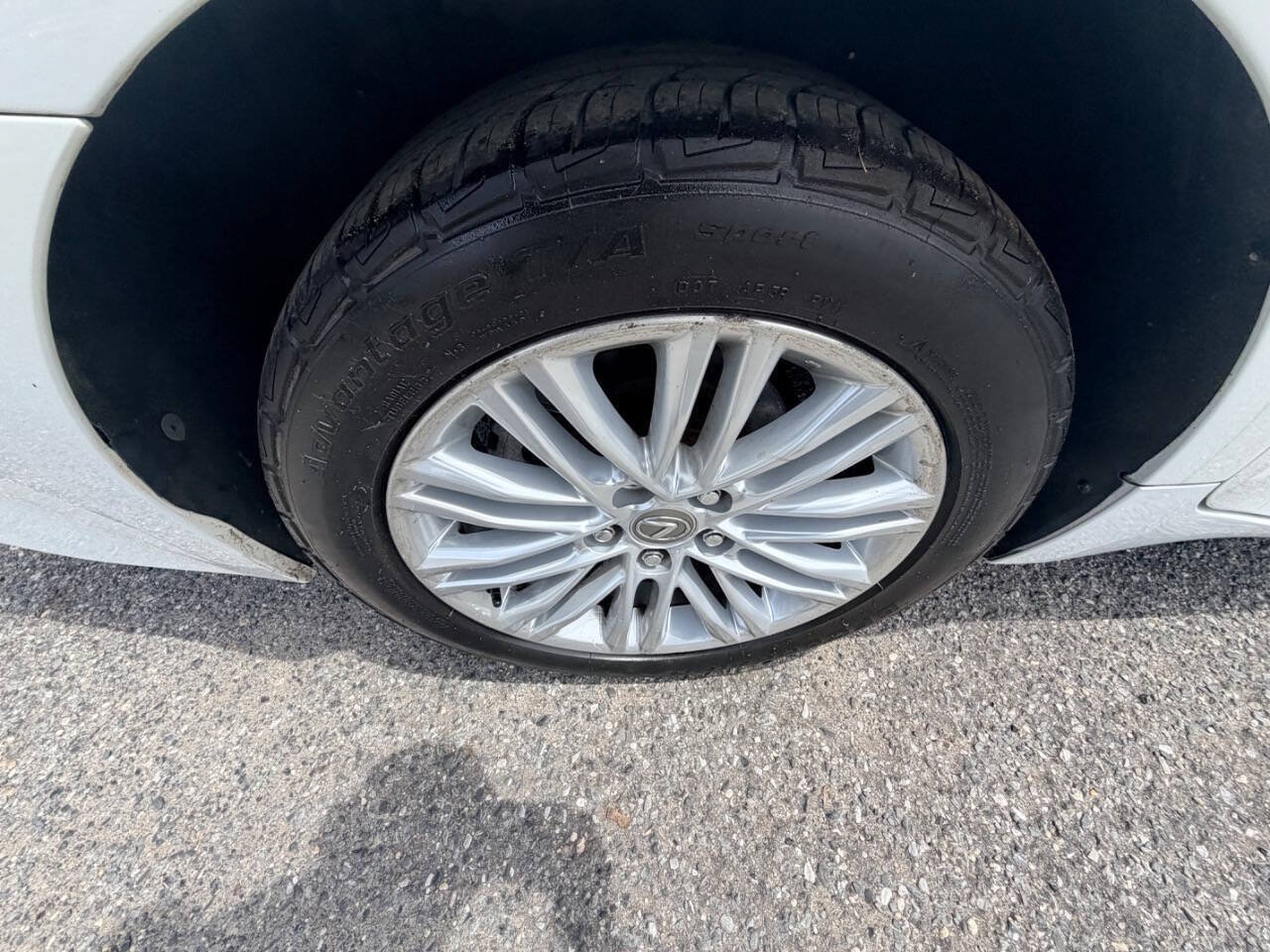 Used 2014 Lexus ES 350 w/ Luxury Package FWD image 19