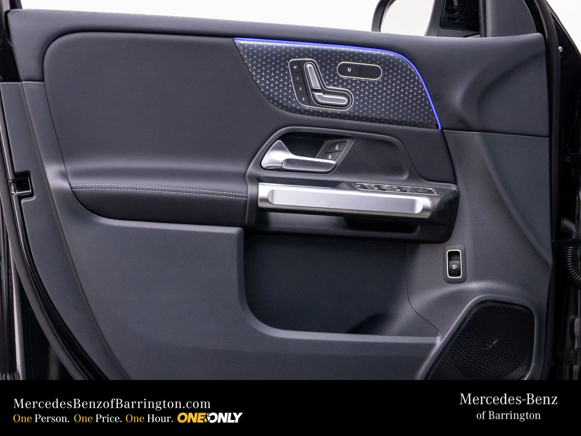 New 2026 Mercedes-Benz GLB 250 4MATIC image 15