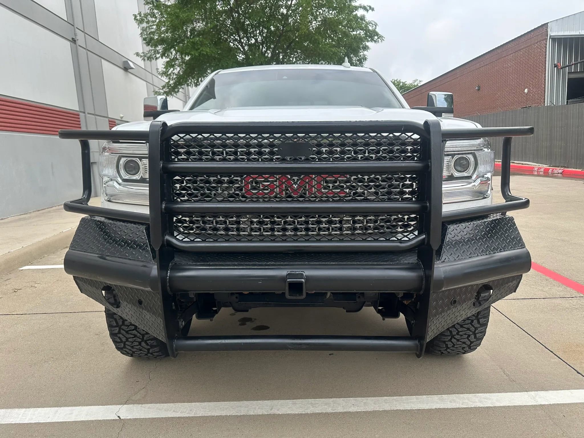 Used 2015 GMC Sierra 2500 Denali w/ Duramax Plus Package AWD/4WD image 5