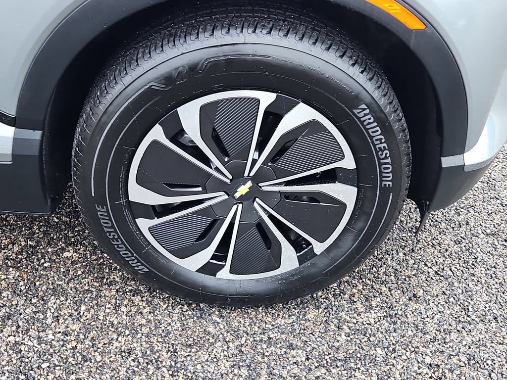 Certified 2025 Chevrolet Blazer EV LT AWD/4WD image 9